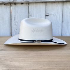 Price INCLUDES taxes and SHIPPING anywhere in the United States!
Known for its versatility and popularity, the 50X Fantasma cowboy hat from Rocha Hats comes in a featherless version, maintaining its classic appeal. With a 3 1/4" brim and a 4 1/2" crown, this Mexican-made hat is ideal for fans of the cowboy style who prefer a simpler, but equally elegant design.
Description of the Hat:
Style: 50X Fantasma
Brand: Rocha Hats
Brim: 3 1/4"
Crown: 4 1/2"
Made in Mexico
To protect your hat: Dust your h Cowboy Hats For Men, Hats Cowboy, Western Cowboy Hats, The Cowboy, Hat Style, Cowboy Style, Western Hats, Cowboy Hat, Western Cowboy