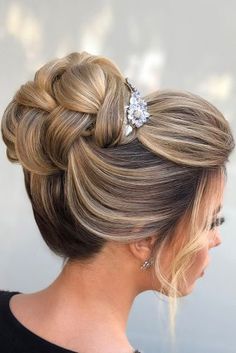 Mother Of The Bride Hair, Bridal Hair Updo, Elegant Wedding Hair, Best Wedding Hairstyles, Wedding Hair Inspiration, Wedding Hair And Makeup, Elegant Hairstyles, Bride Hairstyles, Bridesmaid Hair