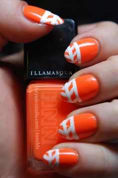 fluorescent arrow stripe nails Orange Nail Art, Halloween Nails Diy, Summer Orange, Floral Nail Designs, Orange Style, Nice Nails, Nail Design Inspiration, French Nail Designs