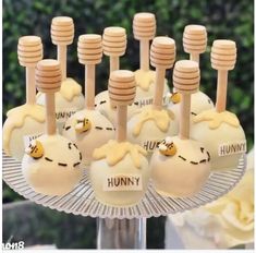 there are many desserts that have been made to look like animals