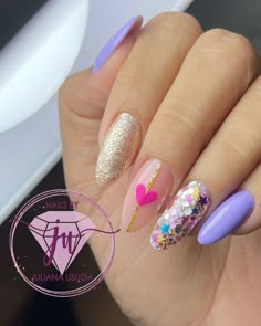 Маникюр, который приковывает взгляд 👀💅🏼 Brown Acrylic Nails, Colors Nails, Magic Nails, Nails 2020, Bullet Journal Writing, Enamels, Bling Nails, Swag Nails, Makeup Nails