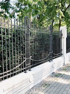 Fence outside art nouveau Villa Anna in Konstancin Jeziorna Fence Design Classic, Art Deco Fence, Iron Fence Design, Concrete Fence Wall, Curved Windows, Classic Fence, Outside Art, Beach Rental, Neoclassical Design