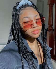 Cute Sun Glasses, Glasses Fashion Eyewear, Girl Glasses, Glasses Sun, Box Braids Hairstyles For Black Women, Cute Sun, Beauty Tips For Glowing Skin, Short Braids