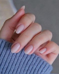 Spring Acrylic Nail Designs, Pink Person, Old Money Nails, Money Nails, Elegant Touch Nails, Minimalist Nail, Beige Nails