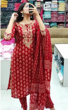 Lace Work Kurti, Pakistani Embroidery, Floral Kurti, Kurti Suit, Kurta And Palazzo, Readymade Salwar Kameez, Kurtis With Pants, Kurta With Pants, Kurta Designs