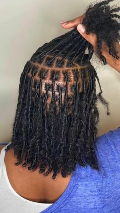 Hairstyles Locs, Short Locs, Beautiful Dreadlocks, Short Locs Hairstyles, Faux Locs Hairstyles, Starter Locs, Dreadlock Styles, Pelo Afro, Hair Twist Styles