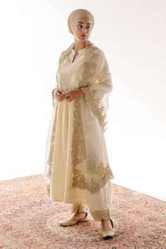 Ivory kurta with pintucked placket. Comes with pant and zari embroidered floral patterned silk organza dupatta. - Aza Fashions Organza Kurta, Dupatta Style, Straight Cut Pants, Kurta Set For Women, Set Saree, Saree Gown, Beige Silk, Ivory Silk, Organza Dupatta