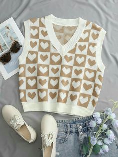 Trendy Beige Tank Vest, White V-neck Tank Top For Winter, White Cotton Tank Top For Fall, Trendy White Winter Tank Top, Trendy White Tank Top For Winter, Trendy White Sleeveless Sweater Vest, Beige Tank Sweater Vest Casual Style, Casual Beige Tank Sweater Vest, Trendy White Spring Vest