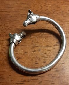 Beautiful Sterling Kabana Horse Head Torque Bangle Bracelet  | eBay Large Horse, Fine Jewelry Bracelets, Horse Head, Bracelets And Charms, Jewellery Making, Bangle Bracelet, Bangle Bracelets, Vintage Jewelry, Jewelry Bracelets