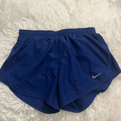 Dry-Fit Nike Running Shorts In Blue Striped Pattern Xs Never Worn Pockets Has Liner Blue Athletic Shorts With Go-dry For Running, Blue Nike Athletic Shorts For Running, Nike Blue Sporty Shorts, Nike Blue Athletic Shorts, Nike Blue Running Shorts, Nike Winter Jackets, Nike Shorts