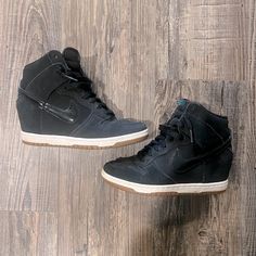 Great Condition! Wedge In Heel, Super Cute & Comfortable! Black High-top Wedge Sneakers With Thick Bottom, High Sneakers, Nike Shoes Women, Sky High, Shoes Women, Nike Dunk, Nike Dunks, Black Nikes, Nike Women