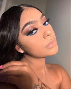 Navy Blue And Brown Makeup, Dusty Blue Wedding Makeup, Blue Waterline Makeup Brown Eyes, 15 Makeup Looks Blue, Teal Prom Makeup, Baby Shower Makeup Ideas Blue, Blue Quinceanera Makeup, Dusty Blue Makeup Look, Quinceanera Makeup Blue