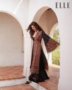 Ethnic Dresses Indian Wedding Ideas, Ethnic Casual Outfits, Black Desi Outfit, Black Ethnic Dress, Black Indian Outfit, Desi Suits, Hussain Rehar, डिजाइनर कपड़े, Ethnic Kurti