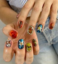 Rage Nails, Nail Inspo Abstract, Funky Short Nails, Short Funky Nails, Eclectic Nails, Cool Girl Nails, Brat Nails, Glue On Nails Short, Vintage Nail Art