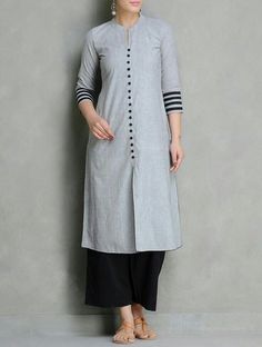 Dresses Kurti, Dress Stitching, Stitching Designs, Design Kurta, Kurta Patterns, New Kurti, Latest Kurti, Salwar Designs, Lawn Suit