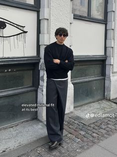 Parisian Men Style, Minimal Outfit Men, Oversize Outfit, Highsnobiety Fashion, Aesthetic Outfits Men, Mens Casual Outfits Summer, Smart Casual Style