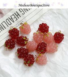 Material: Resin Qty: 5Pcs Color : Mixed Colour We will combine shipping fee for you, please you buy more, will save more. Over $35 free shipping. Resin Fruit, Wholesale Crafts, Wholesale Craft Supplies, Fruit Jewelry, Jewelry Making Earrings, Crystal Resin, Pendant Diy, Necklace Craft, Jewelry Making Charms