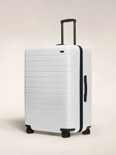 White Luggage Aesthetic, Suit Cases Travel Aesthetic, White Suitcase Aesthetic, Suit Case Aesthetic, Suitcases Aesthetic, Travel Suitcase Aesthetic, Aesthetic Suitcase