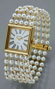 Beaded Watches, Chanel Watch, Gold Watches, Chanel Pearls, Chanel Couture, Pearl And Lace, Chanel Vintage, Chanel Jewelry