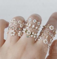 Cincin Diy, قلادات متدلية, Beaded Jewelry Designs, Handmade Wire Jewelry, Handmade Jewelry Diy, Beaded Bracelets Diy