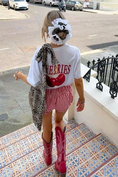 Romper And Cowboy Boots Outfits, Metallic Cowgirl Boots Outfit, Red Boots Outfit, Red Cowboy Boots Outfit, Summer Boots Outfit, Red Cowboy Boots, Fair Outfits, Country Summer, 2024 Outfits