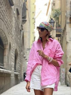 Pink Linen Shirt Outfit Women, Oversized Outfit Women, Linen Shirt Outfit Women, Pink Shirt Outfit, Linen Shirt Outfit, Oversized Shirt Outfit, Elevated Fashion, Ny Outfits