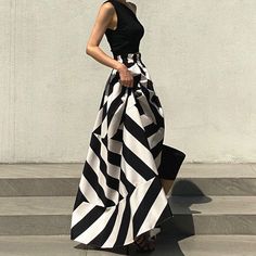 Olivia Mark - Chic Shoulder-Cut Maxi Dress with Asymmetrical Hemline Dubai Fashion Women, Jazz Outfits, Black And White Party, Printed Long Skirt, Vintage Maxi Skirt, Classic Love, 2025 Fashion Trends, Dramatic Style, Striped Maxi Skirts