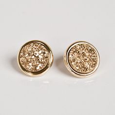 Cute! Food Heaven, Glitter Earrings, Victoria Secrets, Gold Studs, Gold Earrings Studs, Look Fashion, Gold Glitter, Passion For Fashion