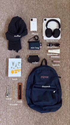 Black Aesthetic Wardrobe, Runaway Bag List, Rollercoaster Outfit Ideas, Bagpack Aesthetic School, Bagpack Essentials, School Backpacks Essentials, Backpack Inspo School, Aesthetic Items To Buy, School Bags Aesthetic