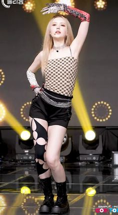 Nina Irris, Stage Outfit, Pop Artist, Kpop Outfits, Girl Group