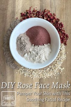 Clay Face Mask Recipe, Face Mask Powder, Diy Natural Products Skin Care, Diy Clay Face Mask, Powder Face Mask, Rose Powder Uses, Facial Masks Homemade, Powder Face Mask Recipe, How To Make Clay Face Mask