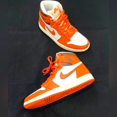 You Will Get What You See In The Picture Nike Jordan Air 1, Orange Nike Shoes, Sneaker Ideas, Green Basketball Shoes, Pretty Sneakers, Nike Air Vapormax Flyknit, Shoe Ideas, Cleats Shoes, Nike Waffle