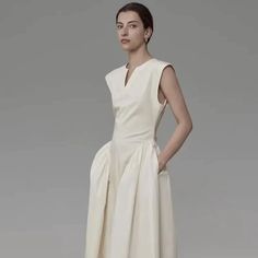 WHITE MAXI DRESS with STRAIGHT SHOULDERS – El Merrist Store