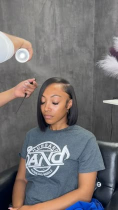 Bob Cut On Black Women, Side Part Bob Hairstyles For Black Women, Bob Side Part, Grown Woman Era, Weave Bob Hairstyles, Side Part Bob, Bob Weave