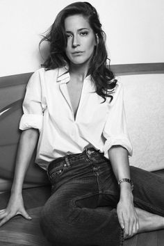 Emma Elwin, Scandinavian Beauty, French Chic, Minimal Chic, Mode Inspo, Classic Outfits, White Shirts, White Shirt, Fashion Lifestyle