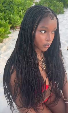 Pretty Black Braided Hairstyles, Box Braids With Straight Hair, Gothic Box Braids, Cute Box Braids Styles, French Curl Braids With Beads, Box Braids With Charms, Braid Styles For Vacation, French Curl Bohemian Braids, Wavy Goddess Braids