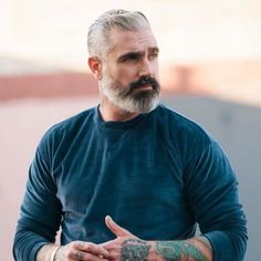 Long Mens Hairstyles, Beard Styles For Older Men, Older Men Haircuts, Beard Trend, Ducktail Beard, Older Mens Hairstyles, Grey Hair Men, Best Beard Styles, Grey Beards