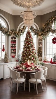 Christmas Kitchens, Pencil Christmas Tree Ideas, Christmas Edit, Cozy Christmas Decor, Pencil Christmas Tree, Christmas Themes Decorations, Christmas Interiors, Christmas Tree Ideas, Rustic Christmas Tree