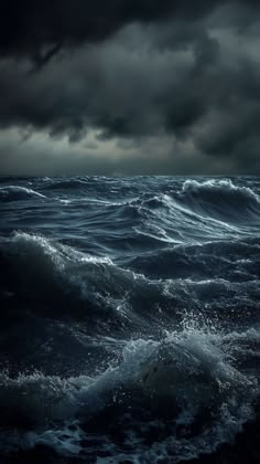 the ocean is full of dark clouds and water