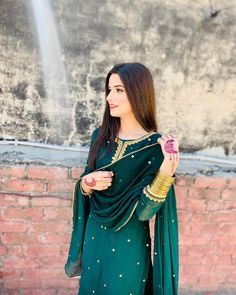 Saima Khan, Girls Dps, Stylish Dpz, Beautiful Pakistani Dresses, Couples Poses