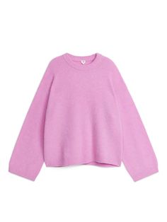 Alpaca Blend Jumper - Pink - ARKET WW Oversized Knitted Sweatshirt, Winter Crew Neck Knit Top With Ribbed Collar, Christmas Wishlist Clothes, Light Pink Clothes, Casual Pink Outfits, Pink Jumper Outfit, Sweaters Soft, Pink Sweater Outfit, Wishlist Clothes