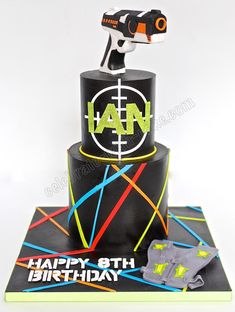 Laser Tag Cake, Laser Game, Bowling Cake, Paintball Birthday, Cake Designs For Boy, Paintball Party, Kids Holidays, Laser Tag Party