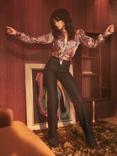 70s Photoshoot, Mode Zendaya, Jeans Trend, Zendaya Style, Fest Outfits, 60s 70s Fashion, 70s Inspired Fashion