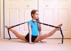 Flexibility Tips, Anna Mcnulty, Gymnastics Poses, Dance Photography Poses, Gymnastics Videos