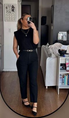 Admission Counselor Outfit, Casual Wear To Work Outfits, Women Work Casual Outfits, Cute Casual Work Outfits Black Women, Outfit Ideas Professional Casual, Classic Corporate Outfit, Dresses To Wear To Work The Office, Black Serving Outfit, Black Work Wear