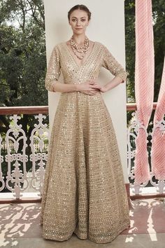 TOP:- Good Quality heavy eork all over embroidered  INNER LINING - soft chantoon  Max Length 55-57 WORK:- HEAVY EMBRODERY THREAD AND ZARI WORK, free tailoring  pls contact us for stitching  1 pc dress long dress Golden Anarkali, Kurti Wedding, Wedding Wear Indian, Abhinav Mishra, Outfit Designer, Suits Pakistani, Ivory Gown, Plus Size Suits, Gown Plus Size