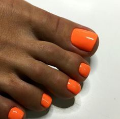 Bright Orange Pedicure, Orange Toenails Summer, Bright Orange Toe Nails, Orange Toes Black Women, Orange Toe Nails Ideas, Neon Orange Pedicure, Orange Toes Nails, Orange Toe Nail Designs, Orange Pedicure Ideas