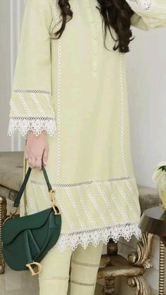 Cotton Lawn Dress Pattern, Simple Lawn Suit Design, Lace Design On Suits Latest Pakistani, Simple Lawn Shirt Design, Plain Kurti Designs With Lace, Plain Suits Design With Lace, Lace Design On Suits Latest, Cotton Lace Design On Suits