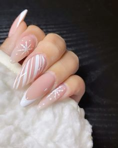 White Christmas Nails Almond Shape, Long Almond Nails Winter, Long Almond Nails Designs Winter, Cute White Winter Nails, White Xmas Nails Acrylic, Non Christmas Winter Nails, White Christmas Almond Nails, White Winter Nails Almond, White Winter Nail Ideas