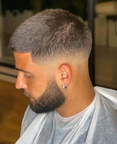 Men Short Hair Fade, Best Mens Haircuts, Taper Fade Short Hair, Fade Haircut Curly Hair, Men Fade Haircut Short